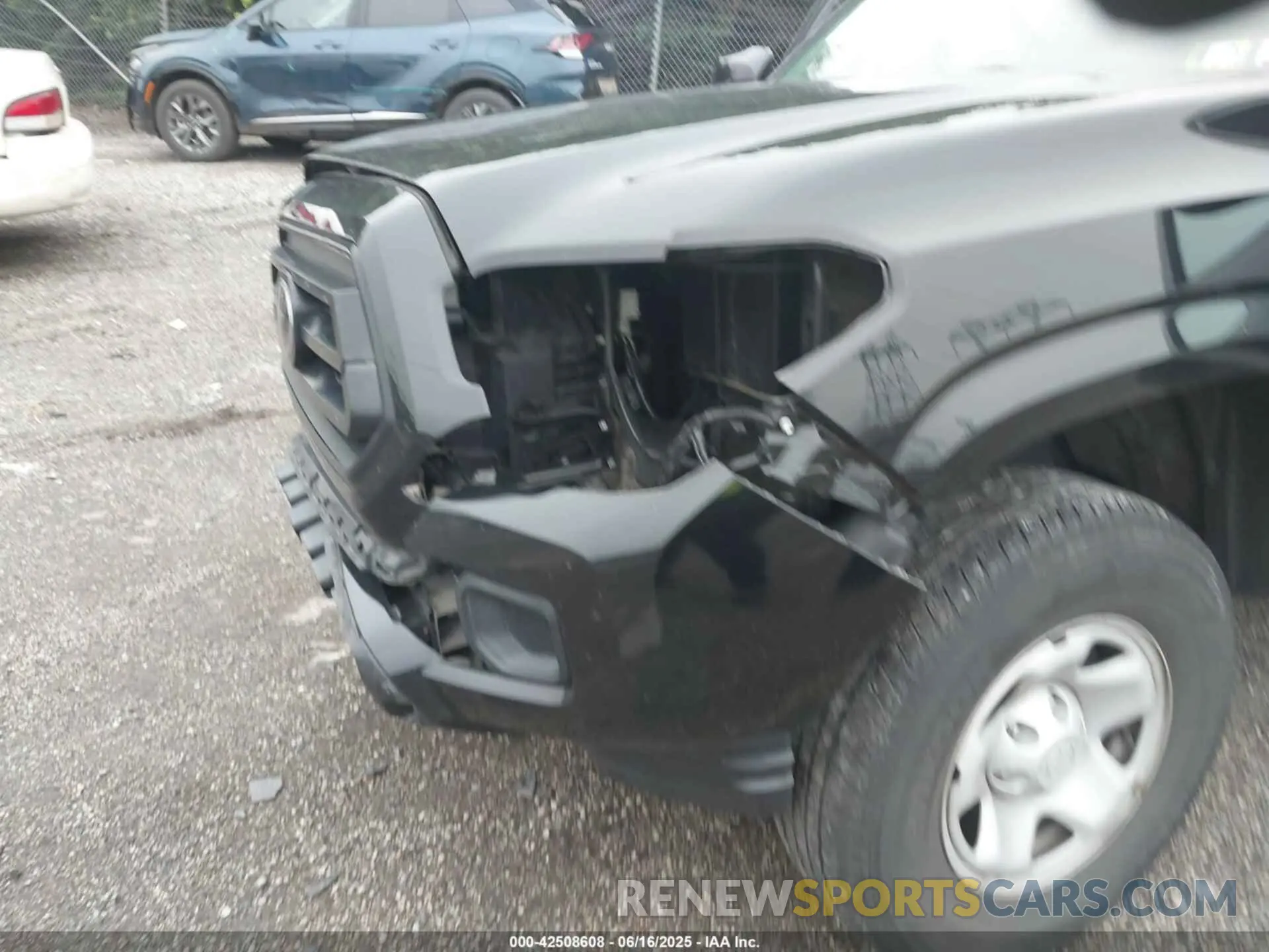 6 Photograph of a damaged car 5TFAX5GN4LX183977 TOYOTA TACOMA 2020