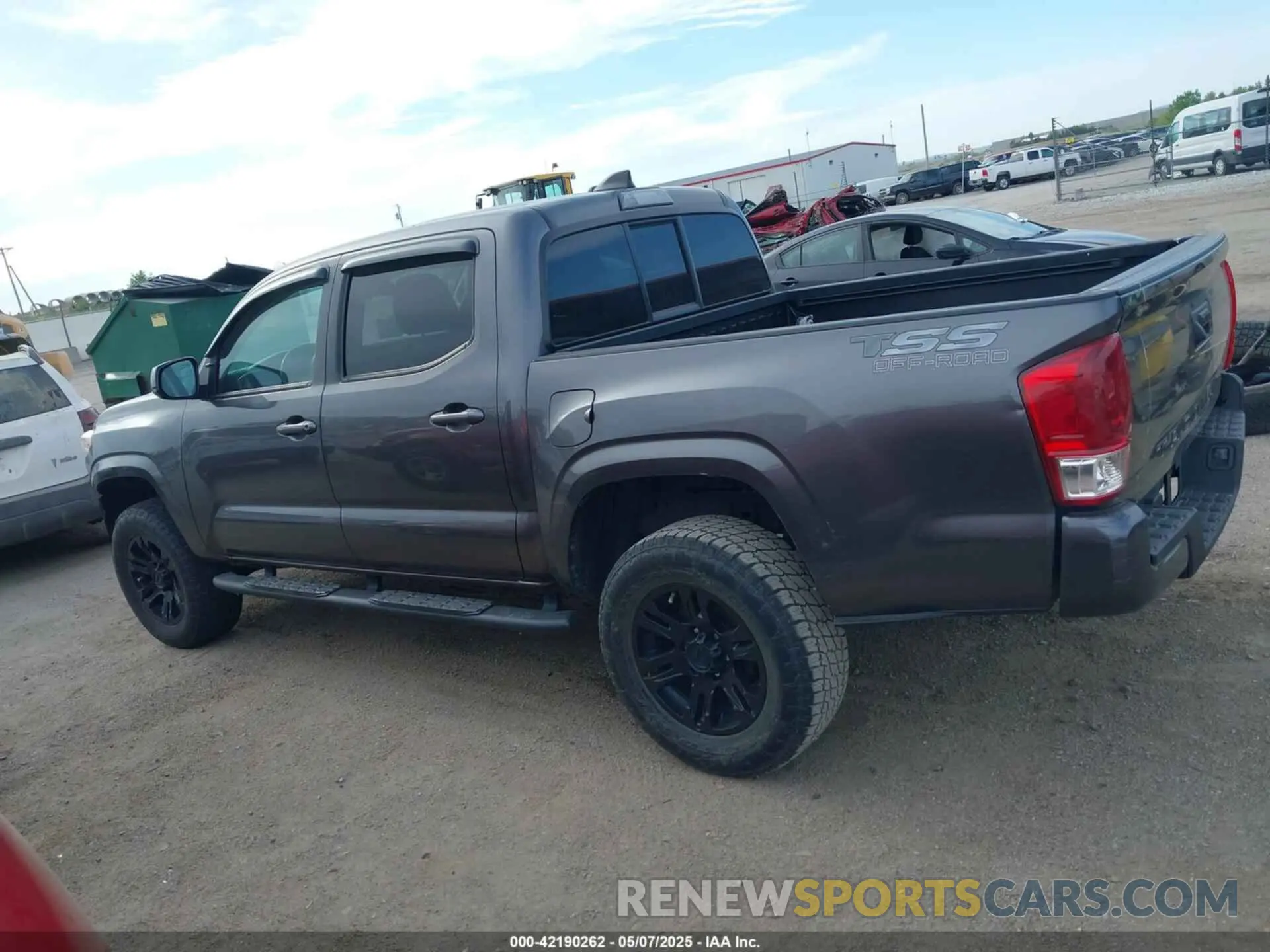15 Photograph of a damaged car 5TFAX5GN5LX188590 TOYOTA TACOMA 2020