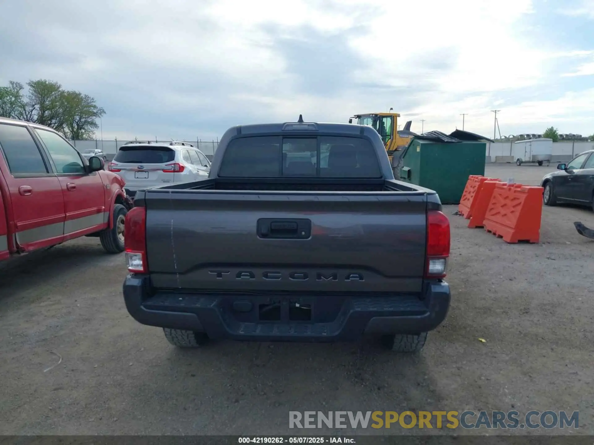 17 Photograph of a damaged car 5TFAX5GN5LX188590 TOYOTA TACOMA 2020