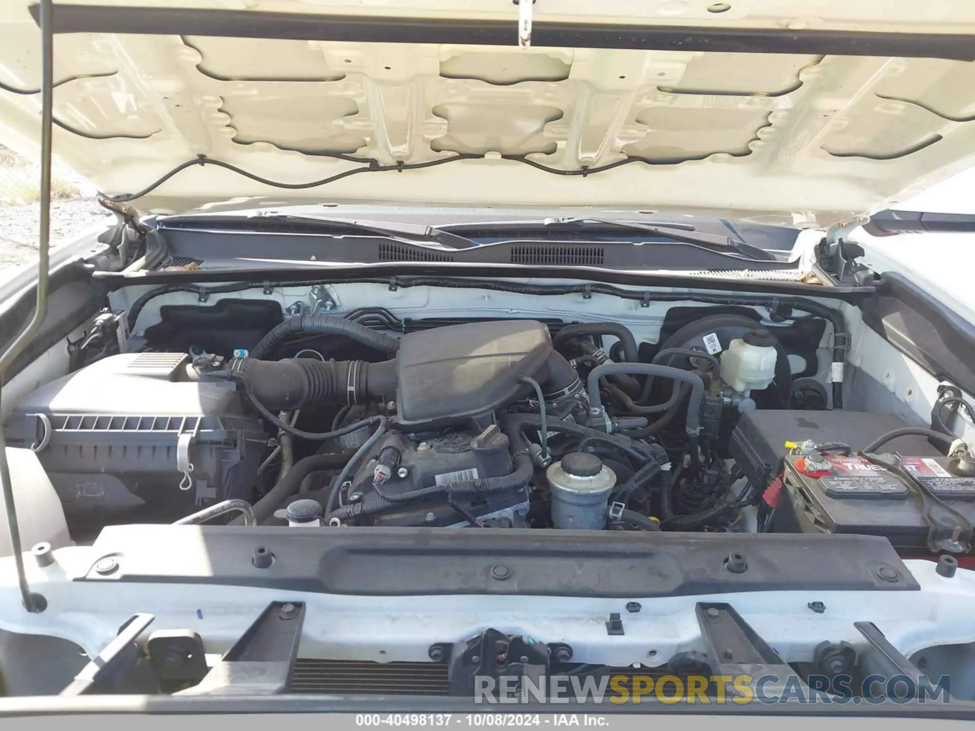10 Photograph of a damaged car 5TFAX5GN7LX178014 TOYOTA TACOMA 2020