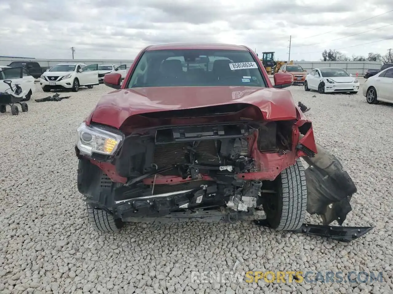 5 Photograph of a damaged car 5TFAX5GN7LX186663 TOYOTA TACOMA 2020