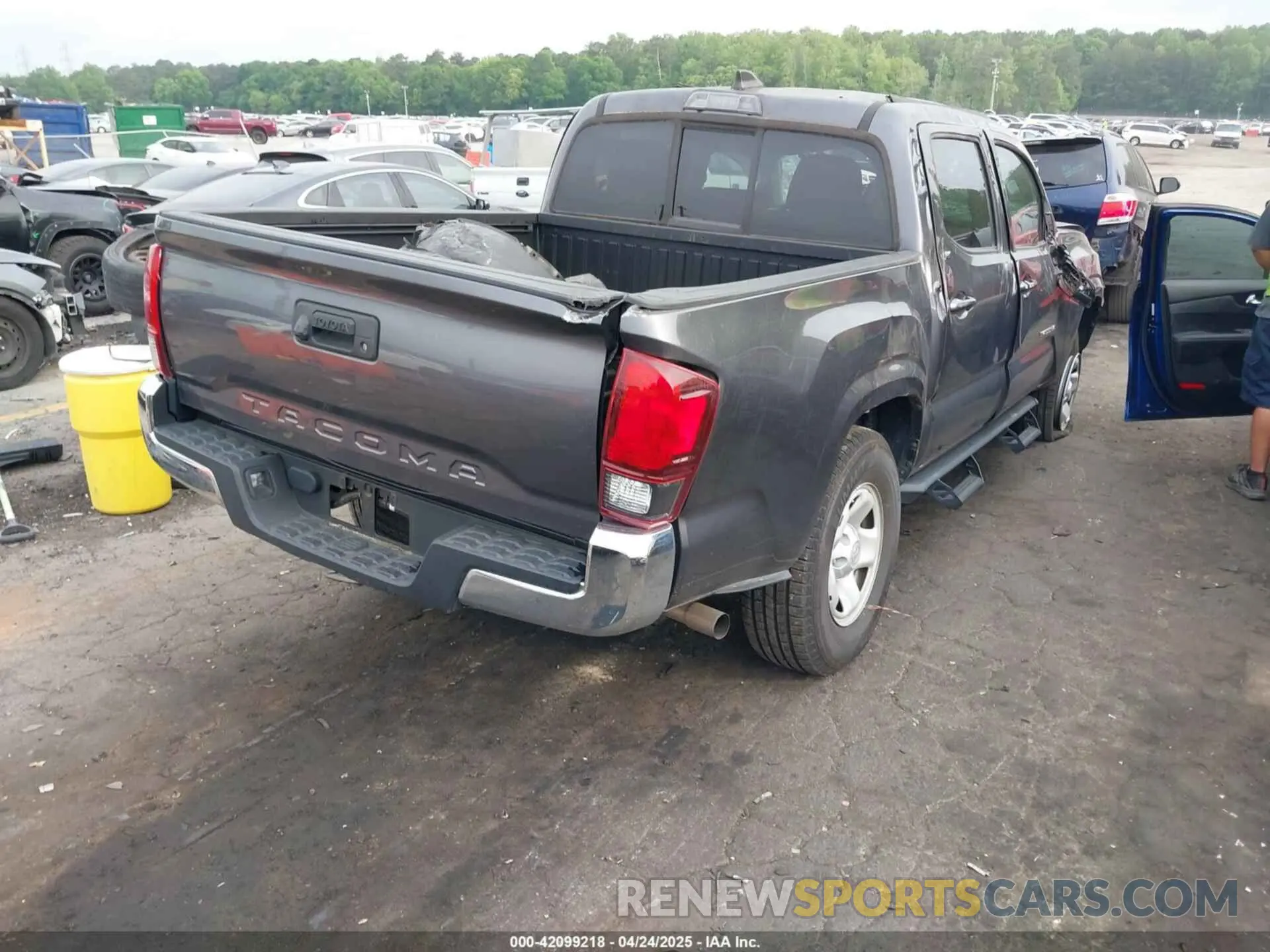 4 Photograph of a damaged car 5TFAX5GN8LX176272 TOYOTA TACOMA 2020