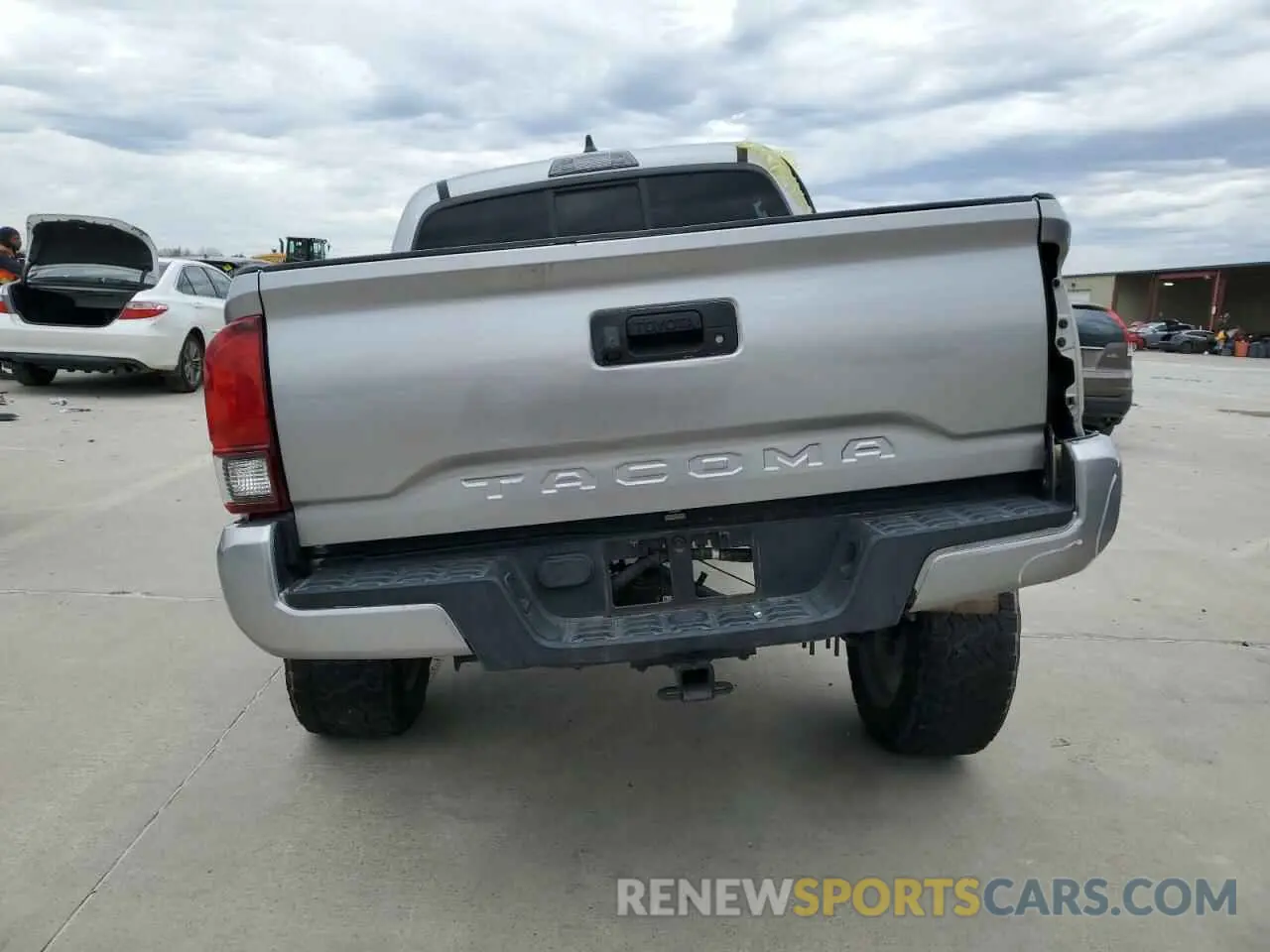 6 Photograph of a damaged car 5TFAX5GN8LX180645 TOYOTA TACOMA 2020