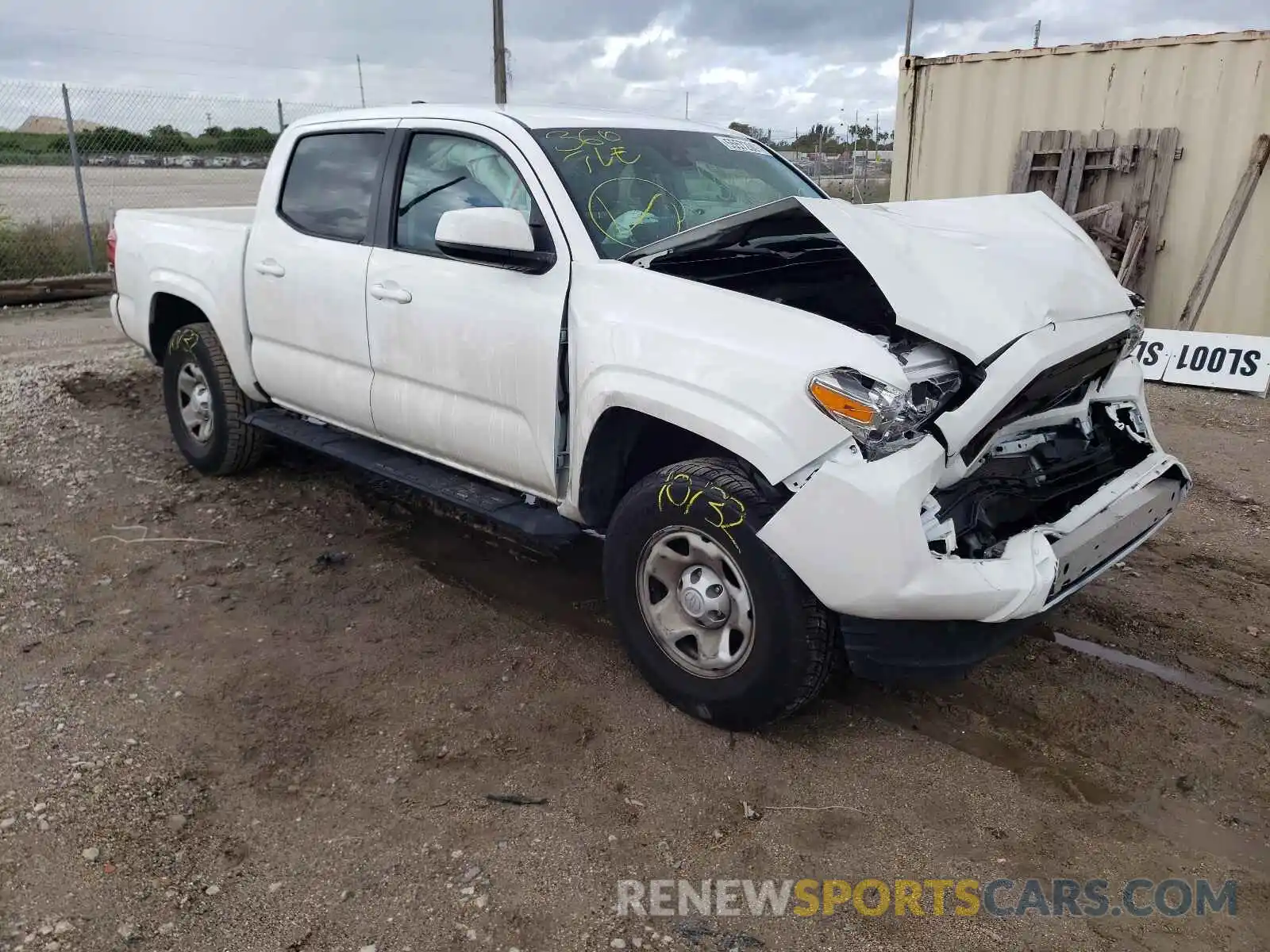 1 Photograph of a damaged car 5TFAX5GNXLX180646 TOYOTA TACOMA 2020