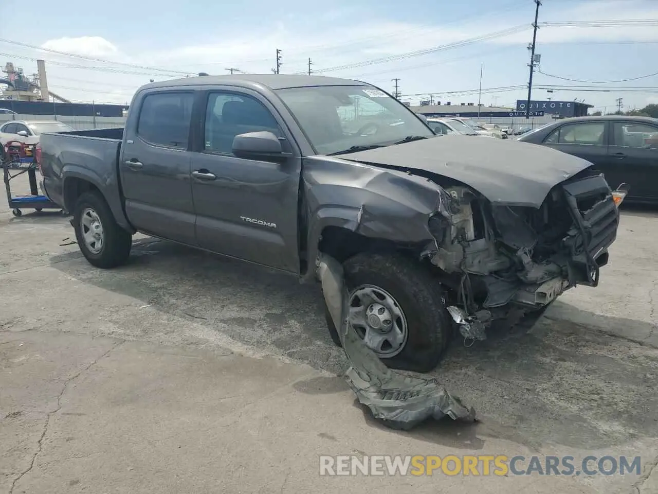 4 Photograph of a damaged car 5TFAX5GNXLX180842 TOYOTA TACOMA 2020