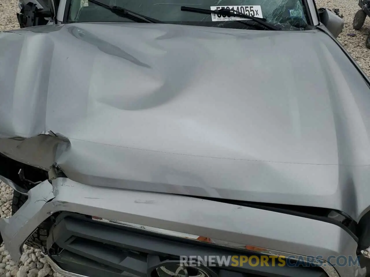 11 Photograph of a damaged car 5TFAZ5CN0LX089045 TOYOTA TACOMA 2020