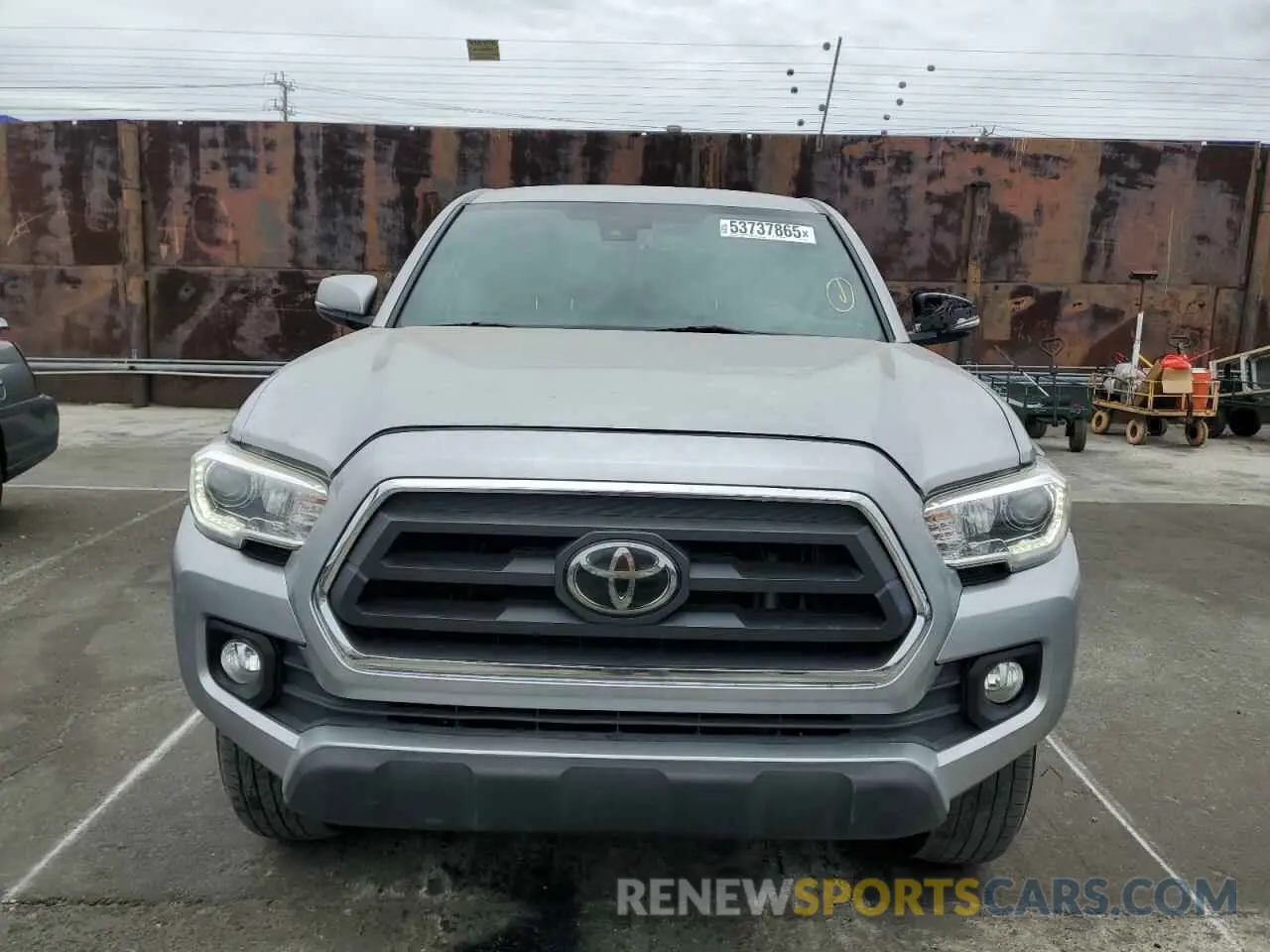 5 Photograph of a damaged car 5TFAZ5CN0LX094746 TOYOTA TACOMA 2020
