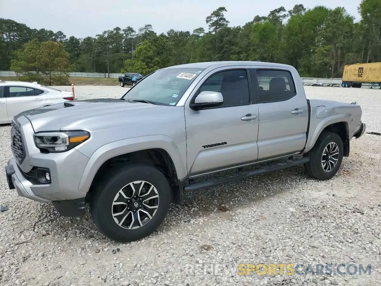 1 Photograph of a damaged car 5TFAZ5CN0LX094844 TOYOTA TACOMA 2020