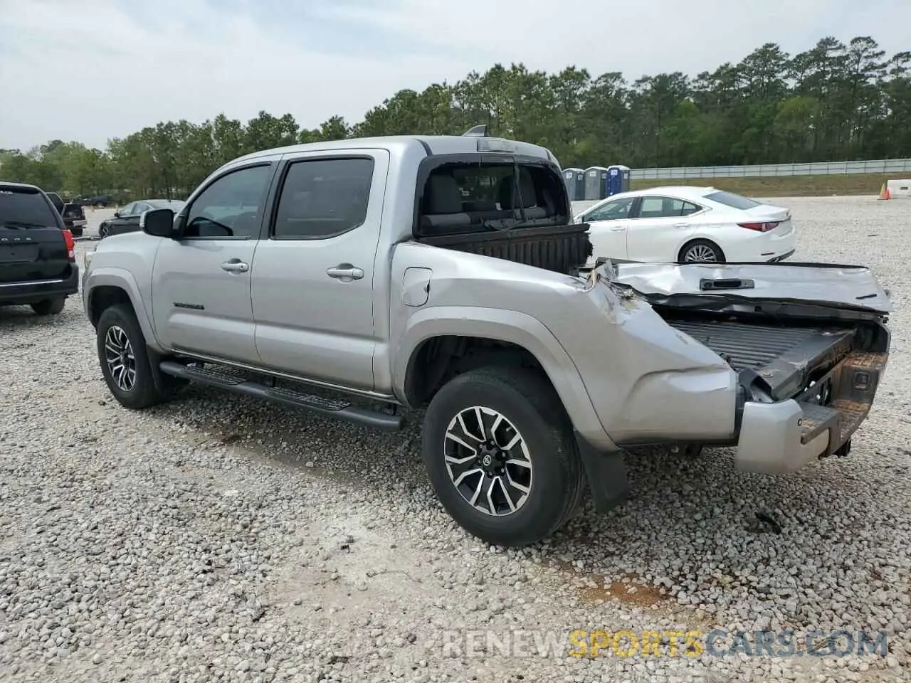 2 Photograph of a damaged car 5TFAZ5CN0LX094844 TOYOTA TACOMA 2020