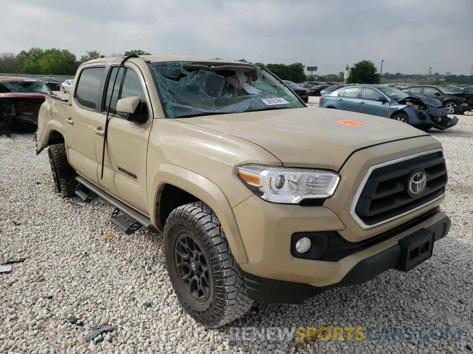 1 Photograph of a damaged car 5TFAZ5CN2LX089905 TOYOTA TACOMA 2020