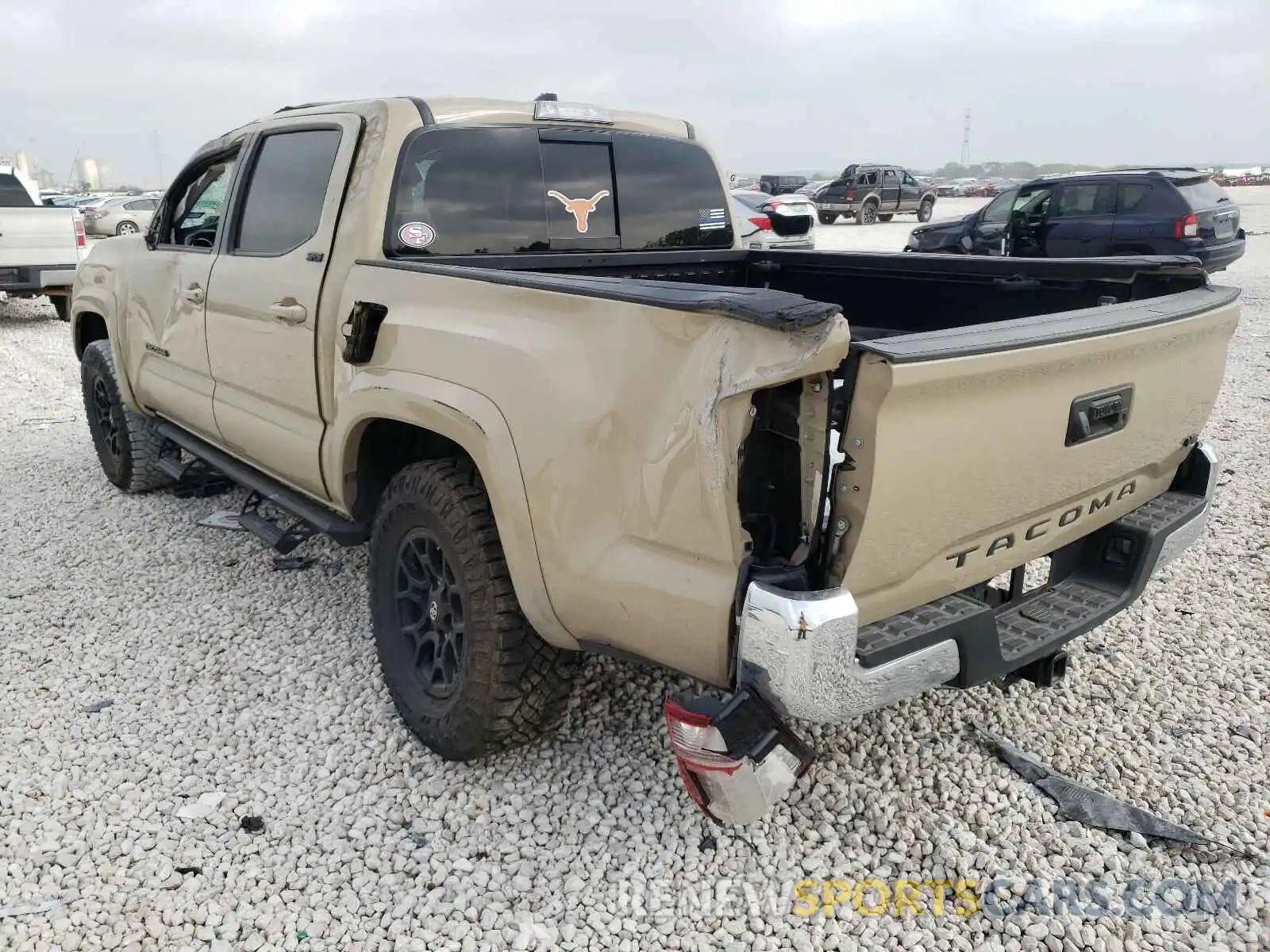 3 Photograph of a damaged car 5TFAZ5CN2LX089905 TOYOTA TACOMA 2020