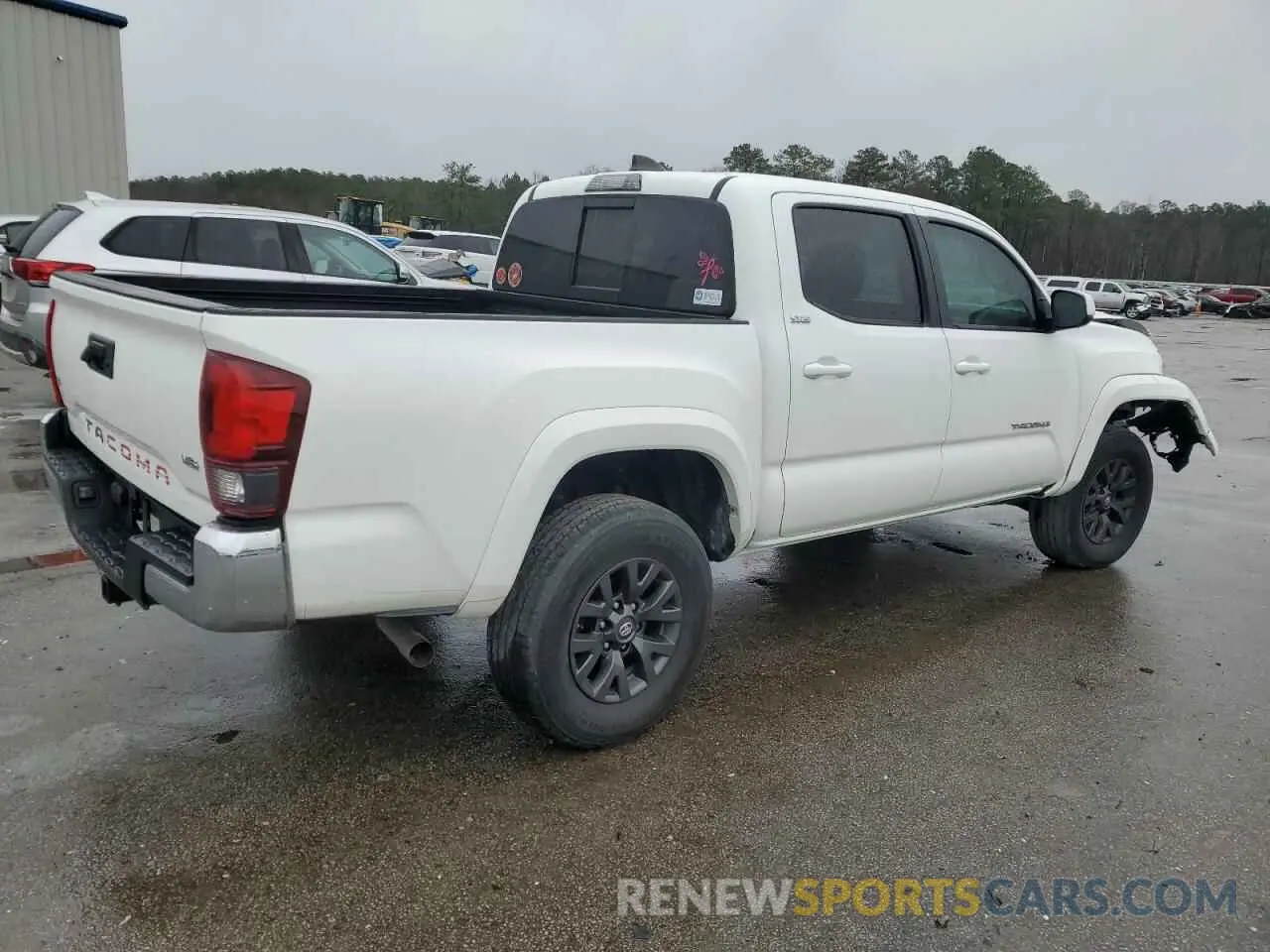 3 Photograph of a damaged car 5TFAZ5CN3LX090643 TOYOTA TACOMA 2020