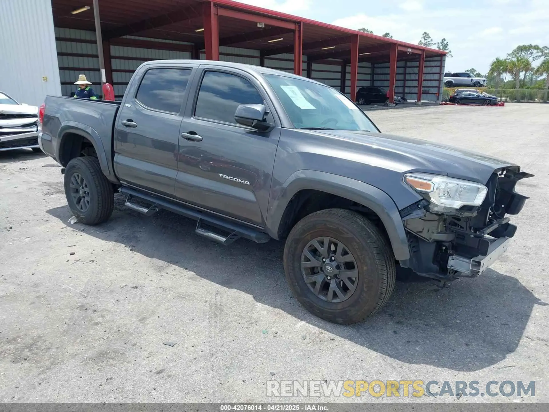 1 Photograph of a damaged car 5TFAZ5CN4LX091283 TOYOTA TACOMA 2020