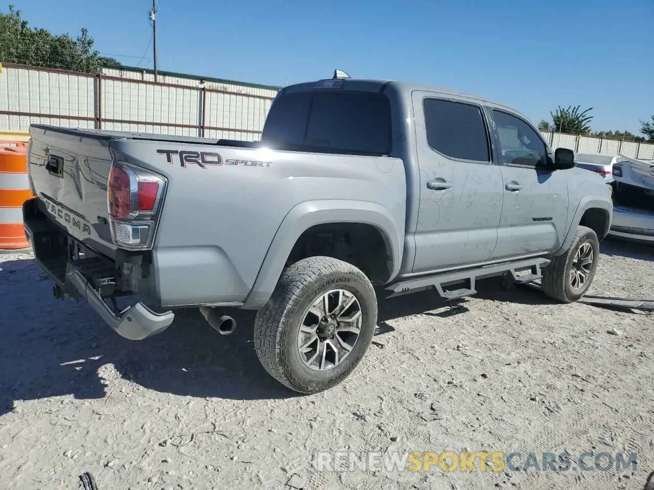 3 Photograph of a damaged car 5TFAZ5CN5LX094399 TOYOTA TACOMA 2020