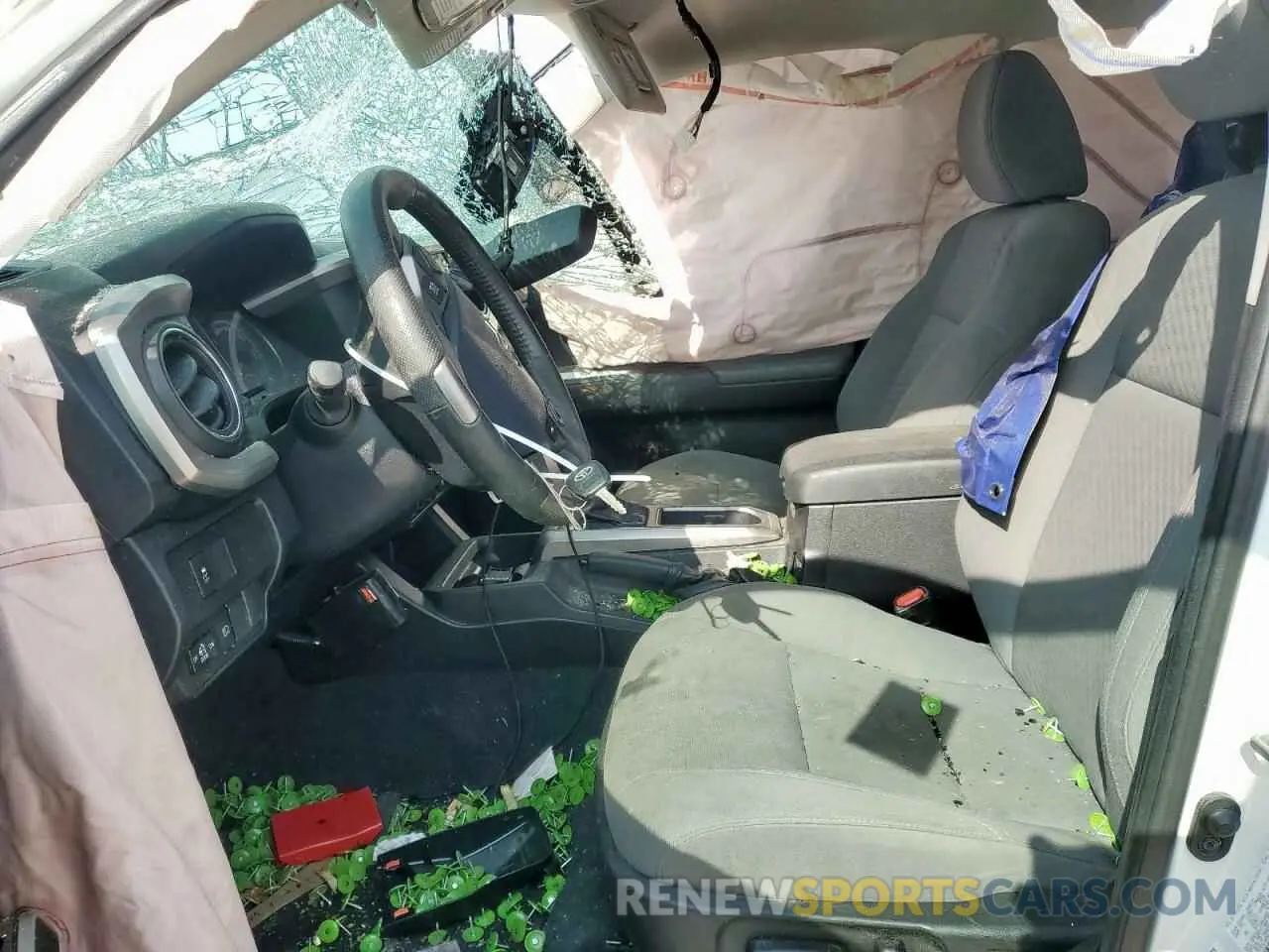 7 Photograph of a damaged car 5TFAZ5CN7LX094100 TOYOTA TACOMA 2020