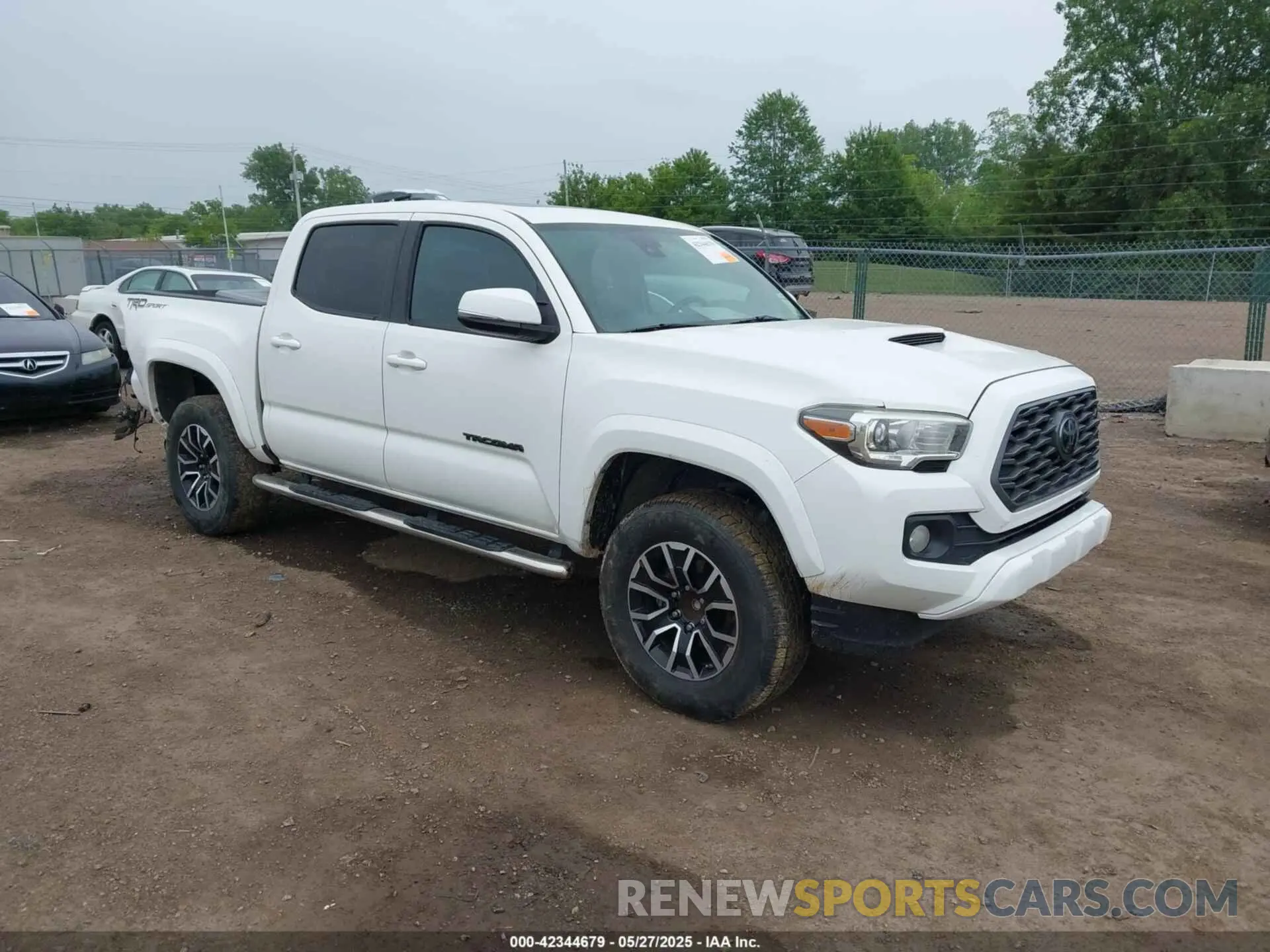 1 Photograph of a damaged car 5TFAZ5CNXLX089716 TOYOTA TACOMA 2020