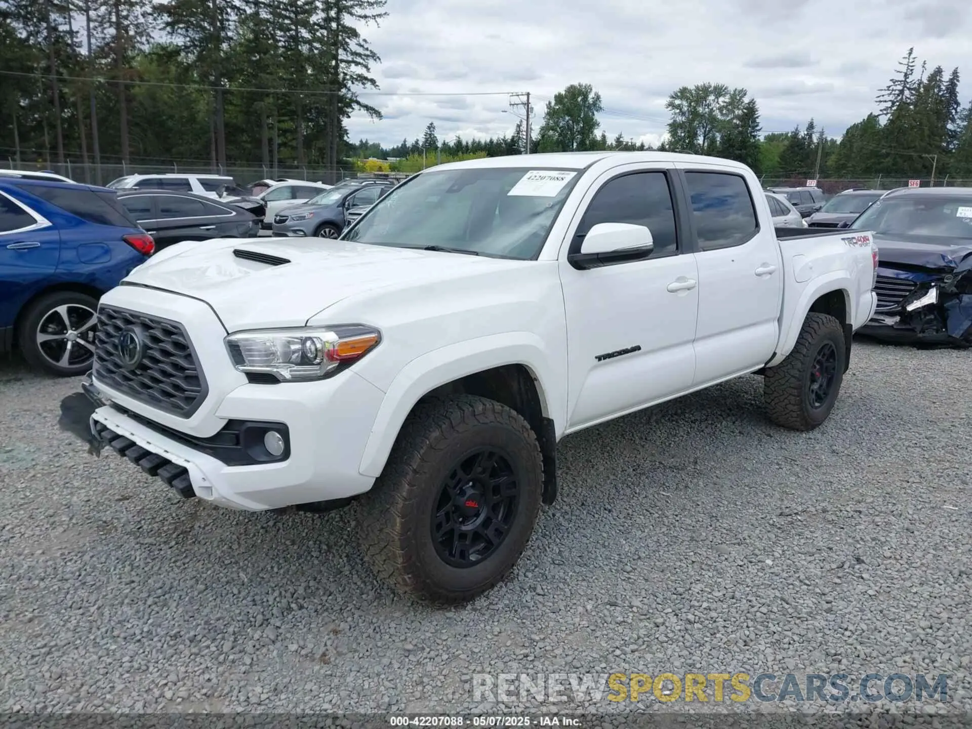 2 Photograph of a damaged car 5TFCZ5AN0LX217635 TOYOTA TACOMA 2020