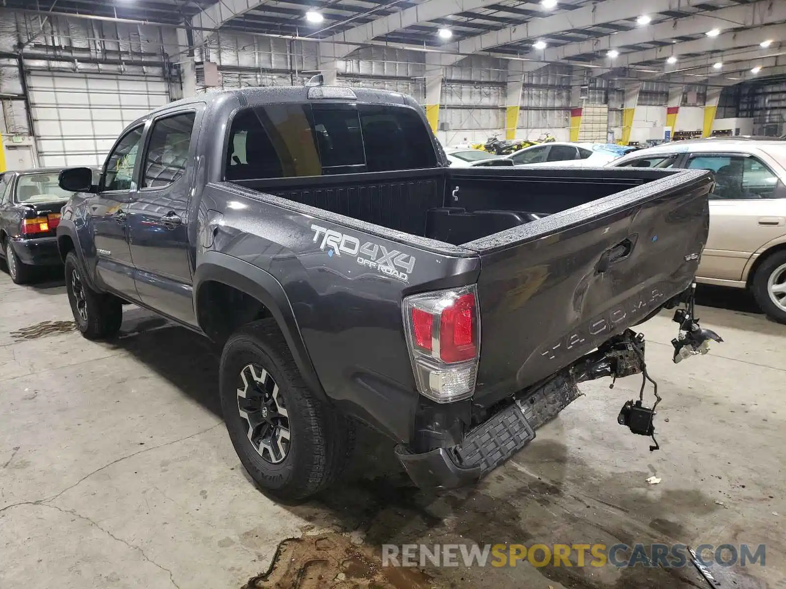 3 Photograph of a damaged car 5TFCZ5AN0LX223807 TOYOTA TACOMA 2020