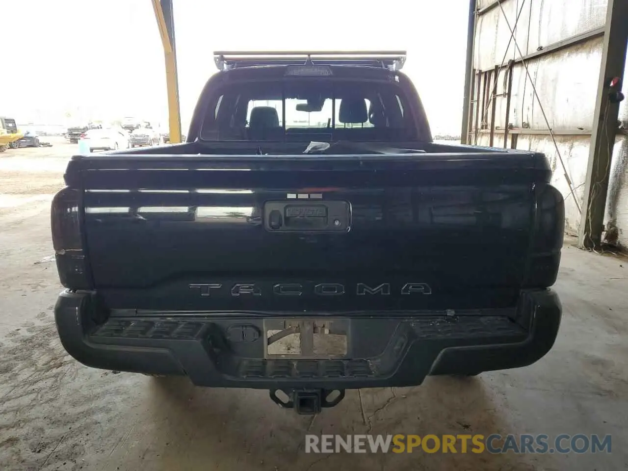 6 Photograph of a damaged car 5TFCZ5AN0LX229364 TOYOTA TACOMA 2020