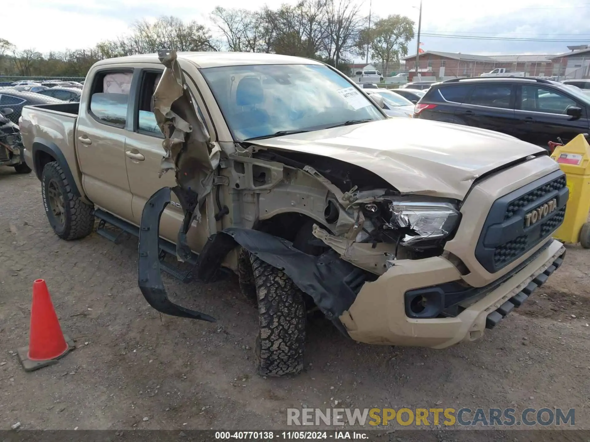 1 Photograph of a damaged car 5TFCZ5AN1LX226456 TOYOTA TACOMA 2020