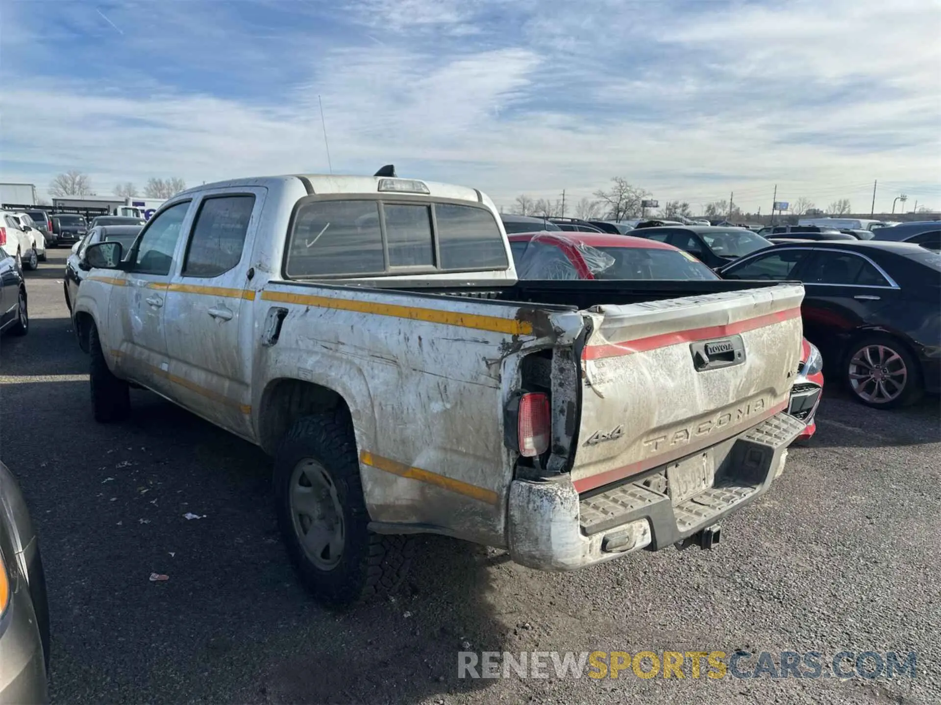 23 Photograph of a damaged car 5TFCZ5AN2LX223341 TOYOTA TACOMA 2020