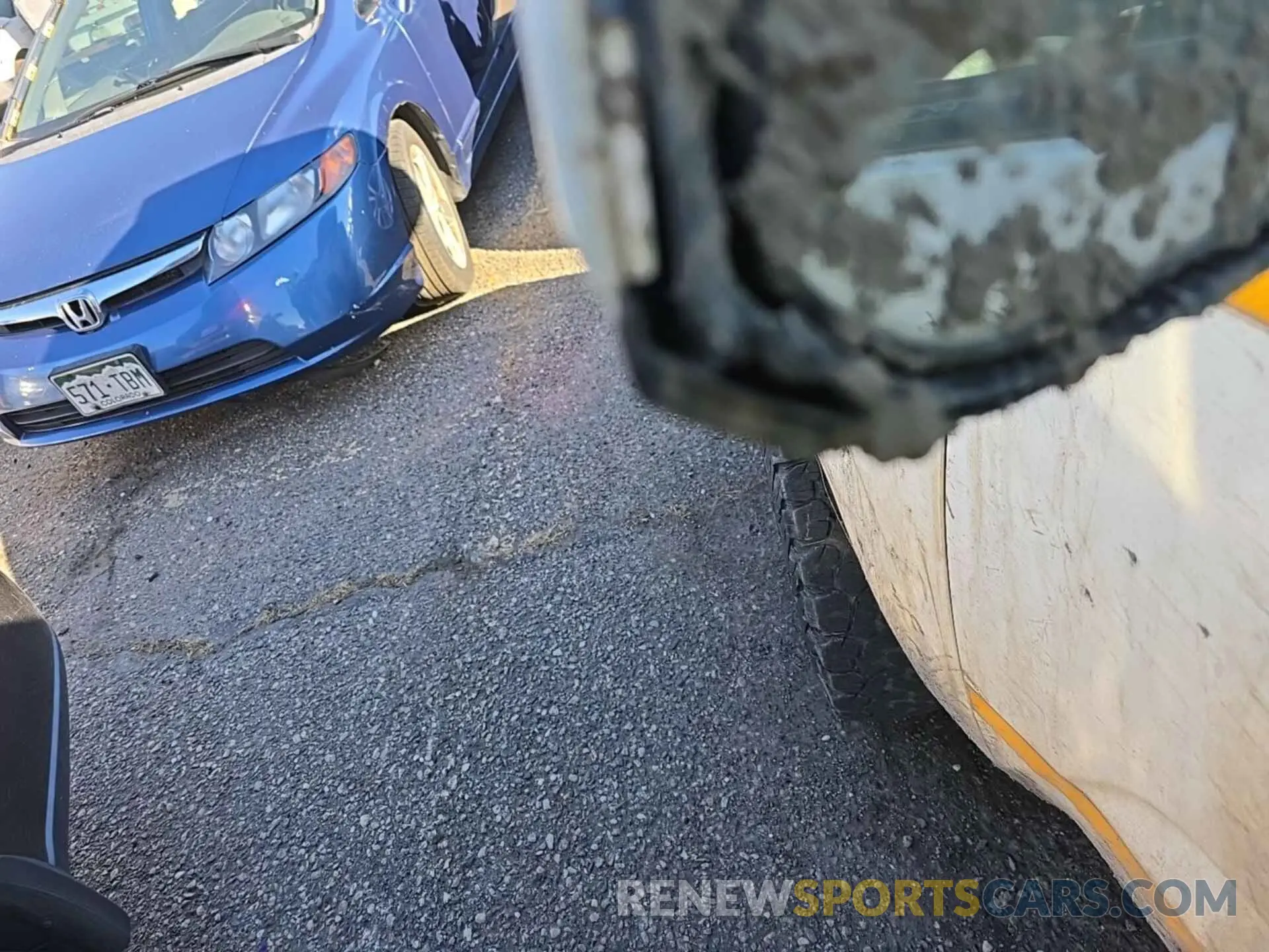 3 Photograph of a damaged car 5TFCZ5AN2LX223341 TOYOTA TACOMA 2020