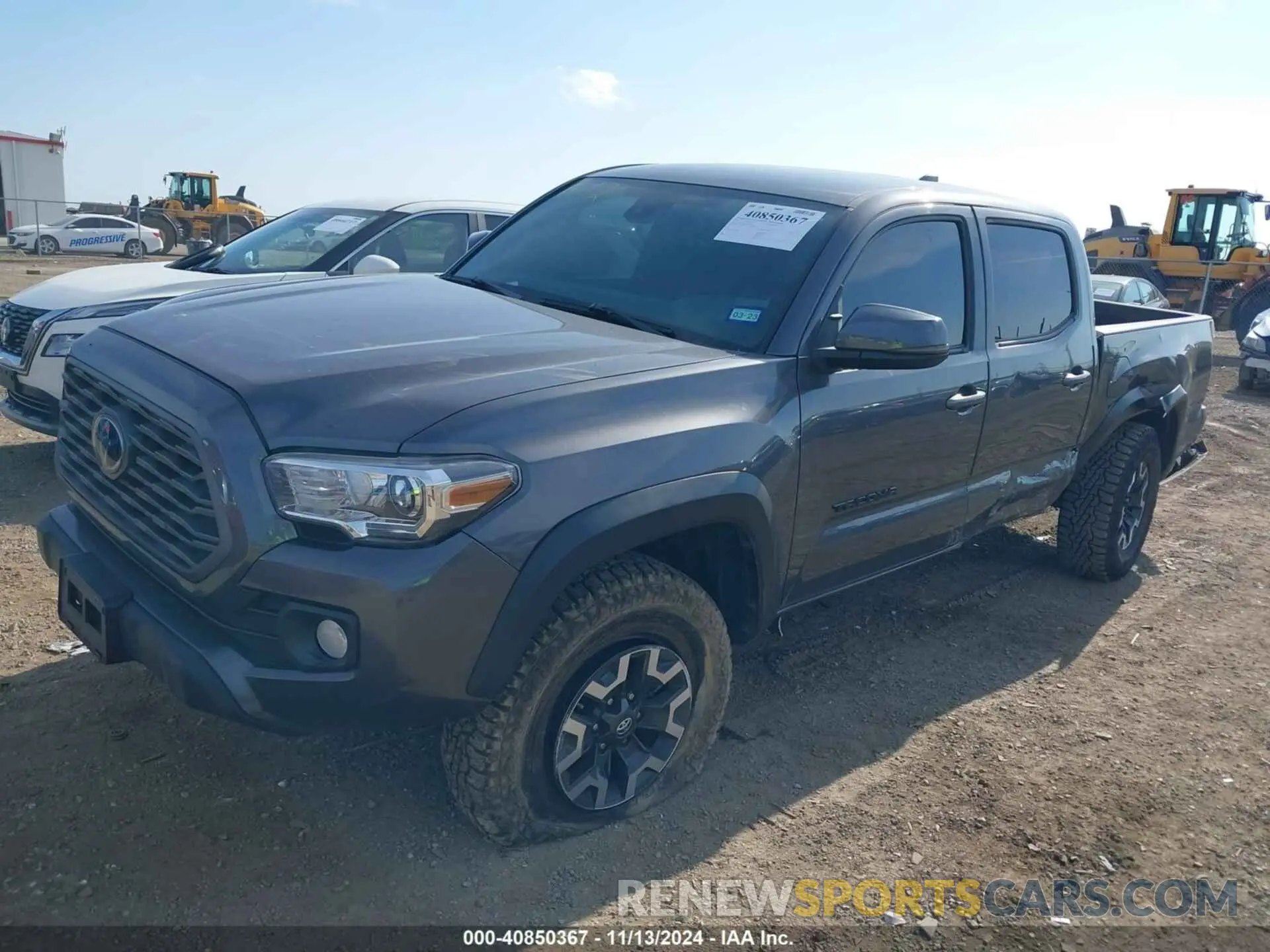 2 Photograph of a damaged car 5TFCZ5AN2LX239488 TOYOTA TACOMA 2020