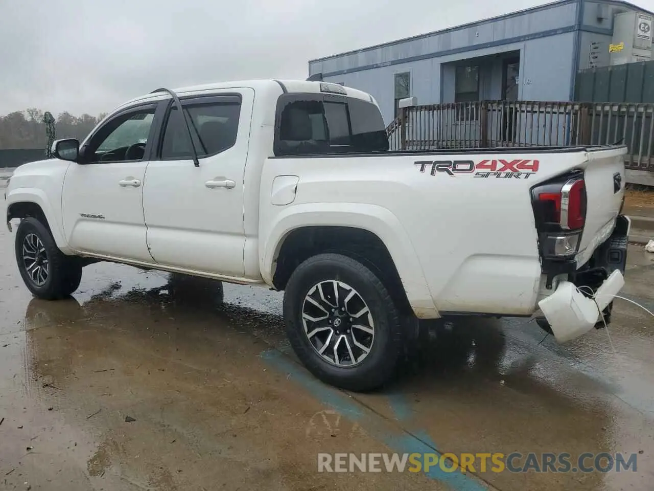 2 Photograph of a damaged car 5TFCZ5AN4LX216164 TOYOTA TACOMA 2020