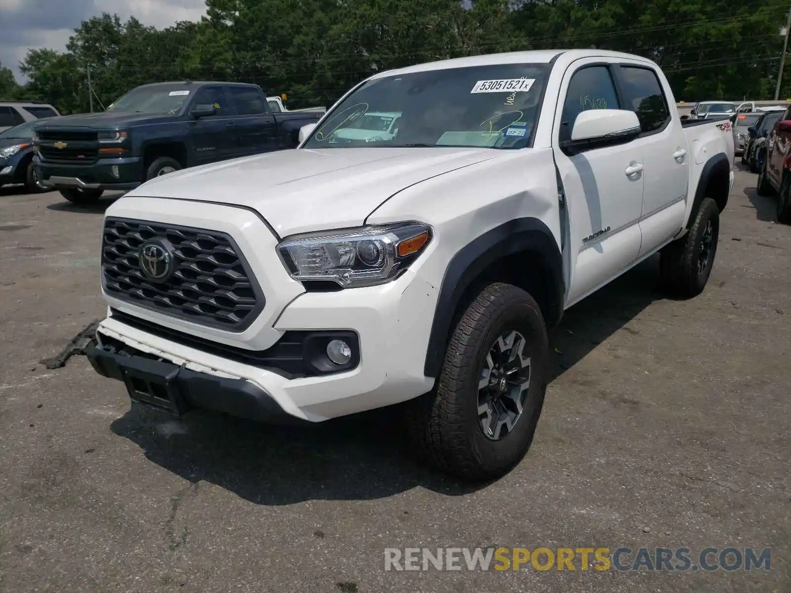 2 Photograph of a damaged car 5TFCZ5AN4LX231117 TOYOTA TACOMA 2020