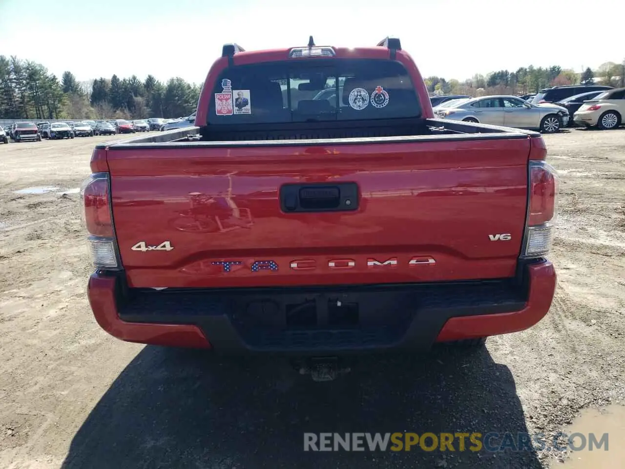 6 Photograph of a damaged car 5TFCZ5AN4LX231599 TOYOTA TACOMA 2020