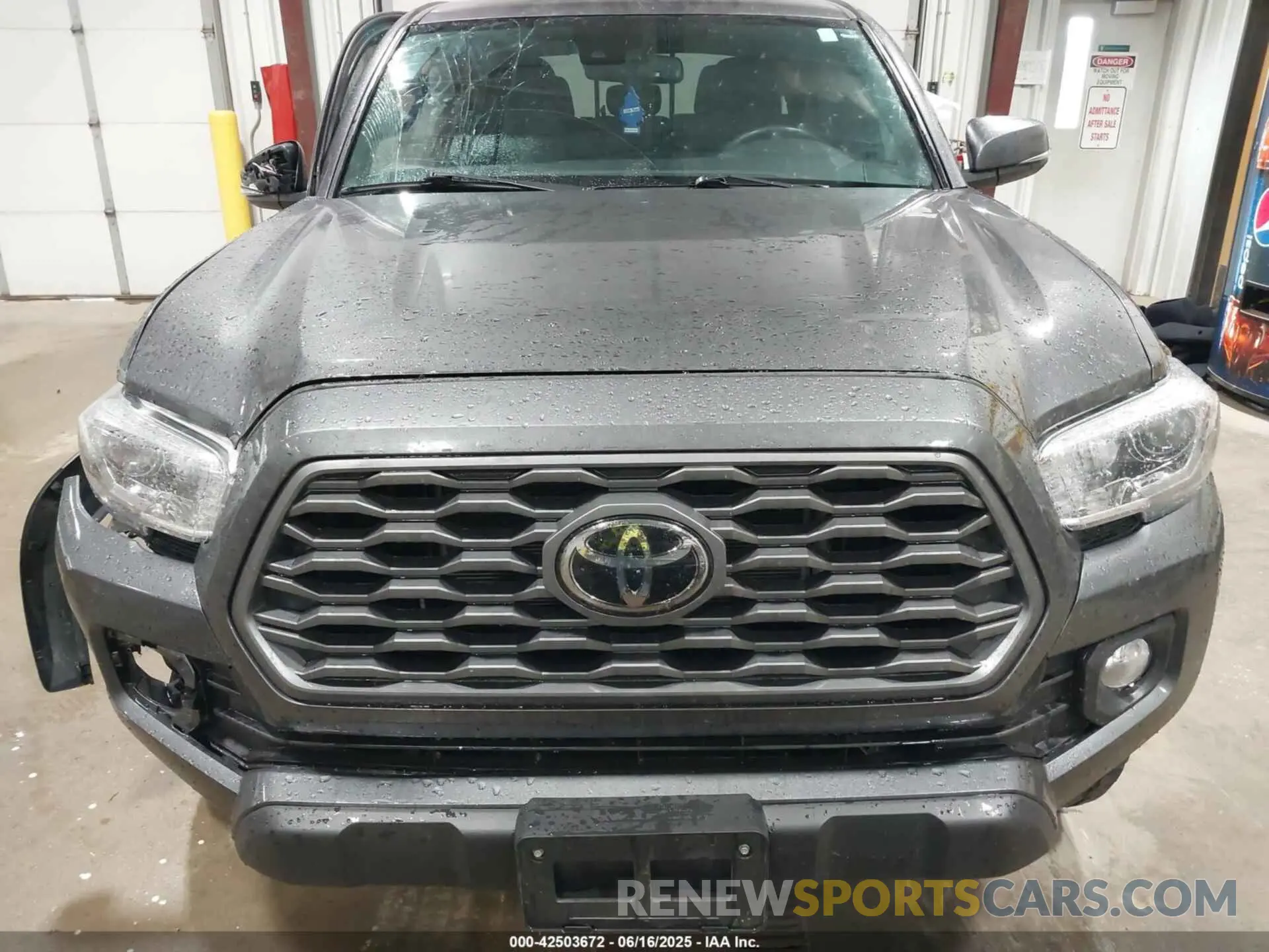 13 Photograph of a damaged car 5TFCZ5AN4LX241761 TOYOTA TACOMA 2020