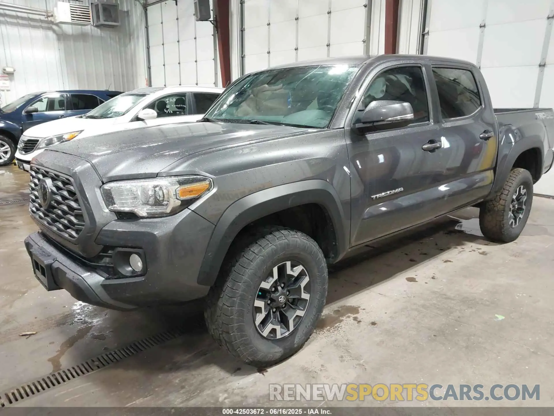 2 Photograph of a damaged car 5TFCZ5AN4LX241761 TOYOTA TACOMA 2020