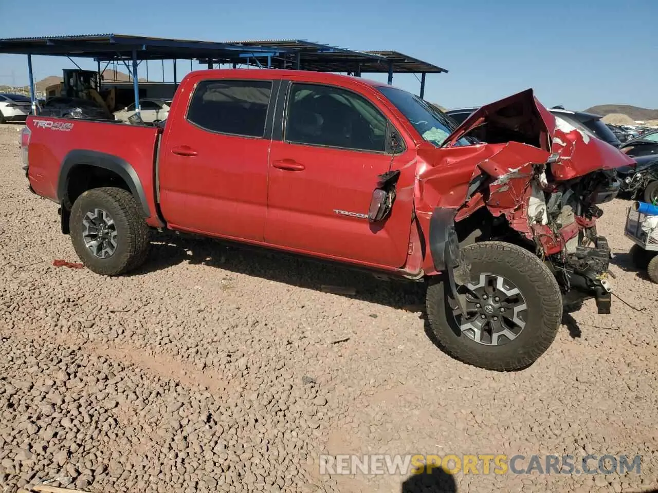 4 Photograph of a damaged car 5TFCZ5AN5LX241381 TOYOTA TACOMA 2020