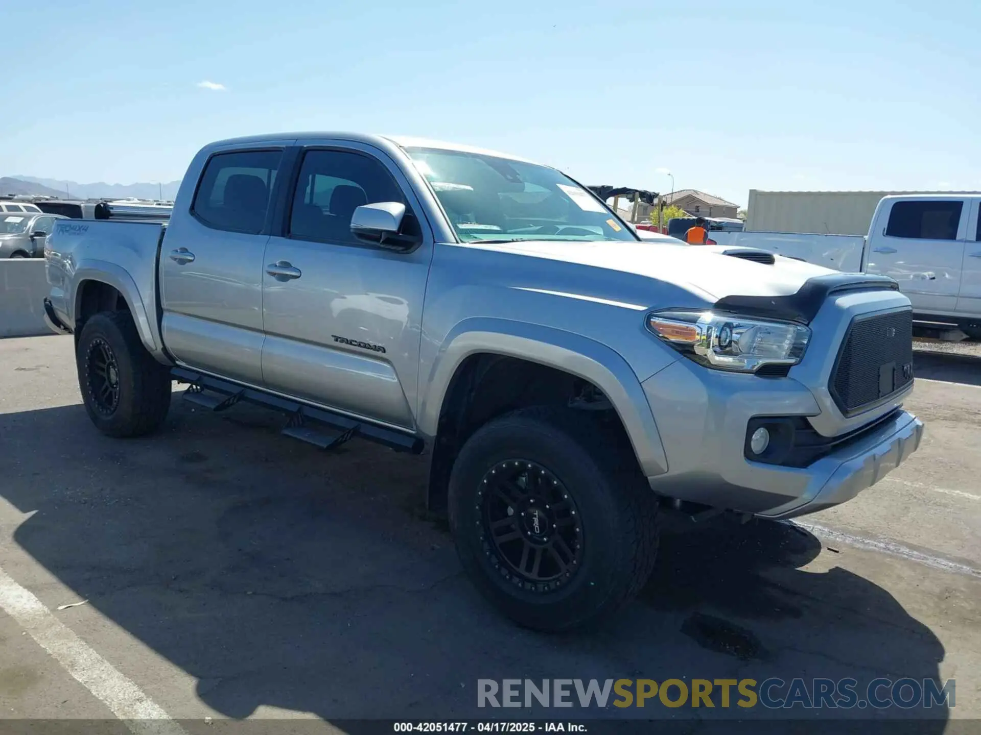 1 Photograph of a damaged car 5TFCZ5AN6LX214206 TOYOTA TACOMA 2020