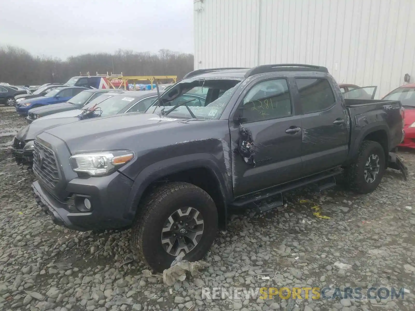 2 Photograph of a damaged car 5TFCZ5AN6LX234147 TOYOTA TACOMA 2020