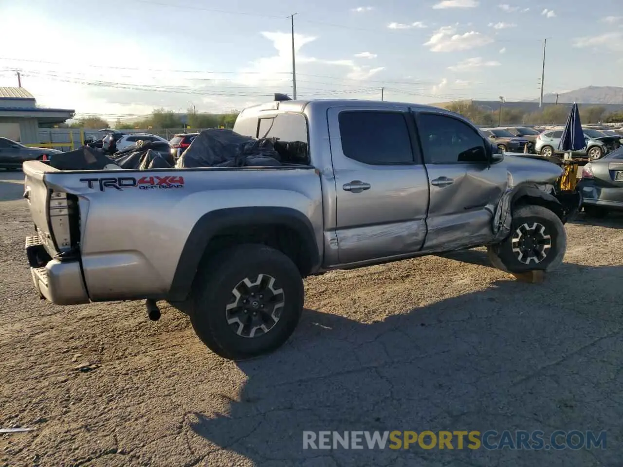 3 Photograph of a damaged car 5TFCZ5AN6LX235685 TOYOTA TACOMA 2020