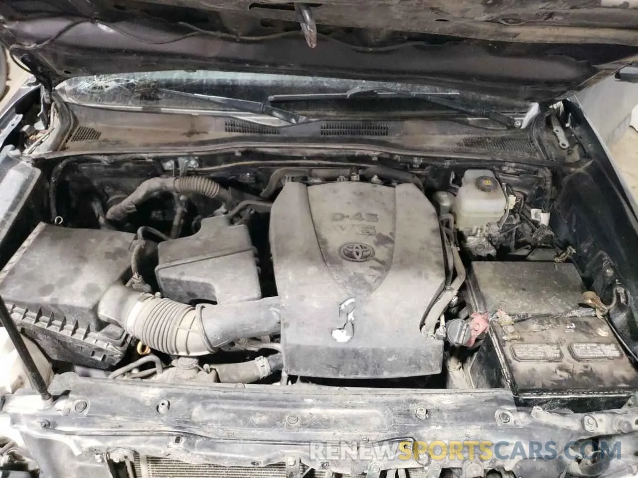 11 Photograph of a damaged car 5TFCZ5AN7LX231807 TOYOTA TACOMA 2020