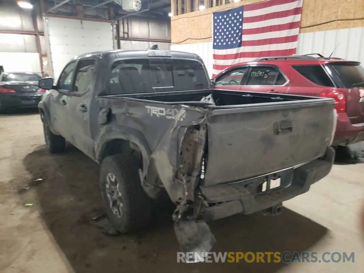 2 Photograph of a damaged car 5TFCZ5AN7LX231807 TOYOTA TACOMA 2020