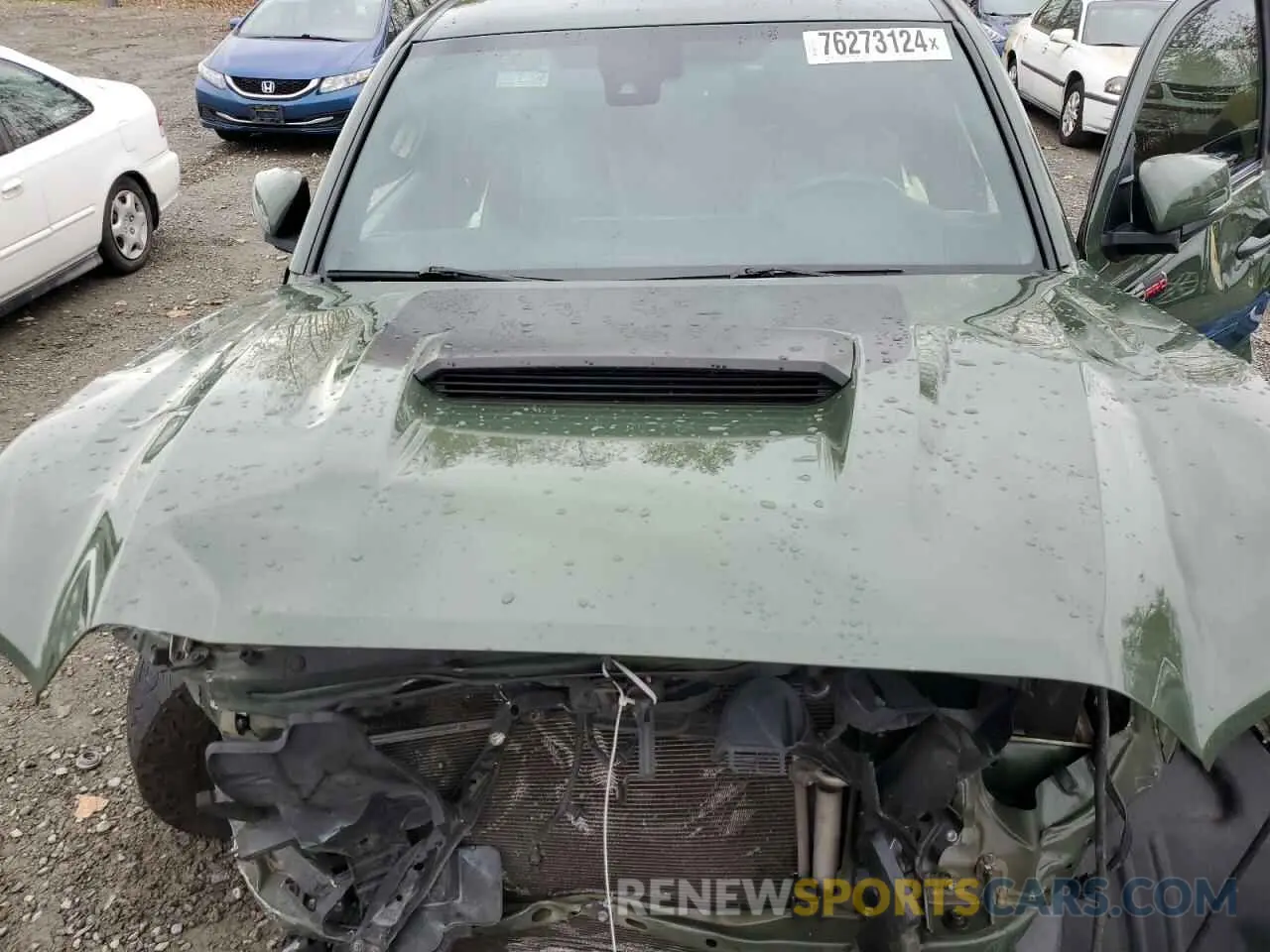 11 Photograph of a damaged car 5TFCZ5AN8LX241438 TOYOTA TACOMA 2020