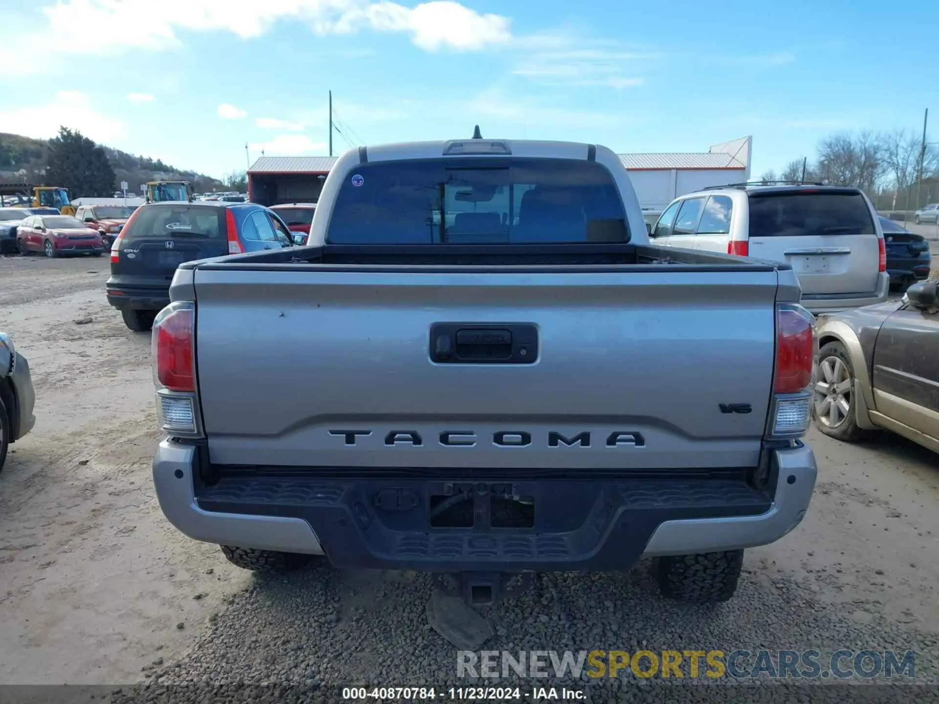 16 Photograph of a damaged car 5TFCZ5AN9LX212885 TOYOTA TACOMA 2020