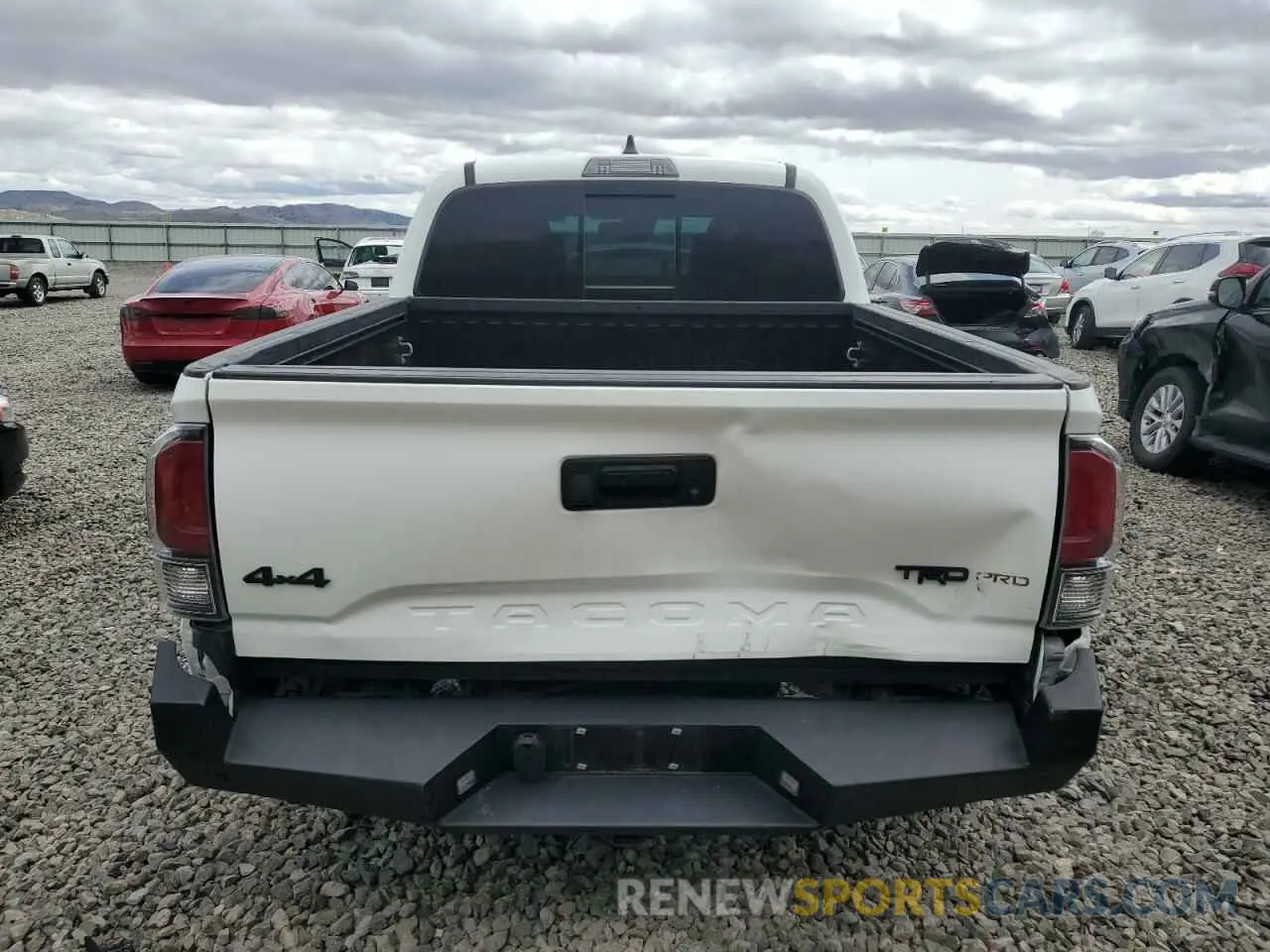 6 Photograph of a damaged car 5TFCZ5AN9LX219819 TOYOTA TACOMA 2020