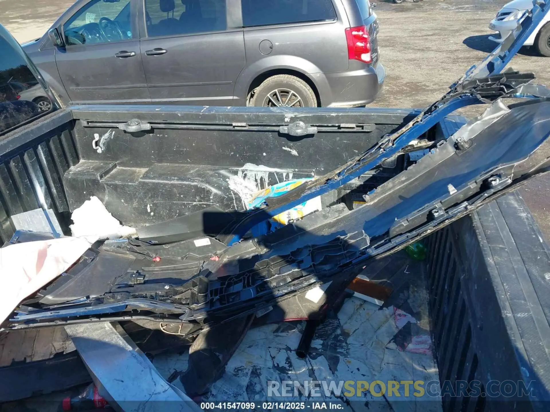 12 Photograph of a damaged car 5TFCZ5AN9LX229900 TOYOTA TACOMA 2020