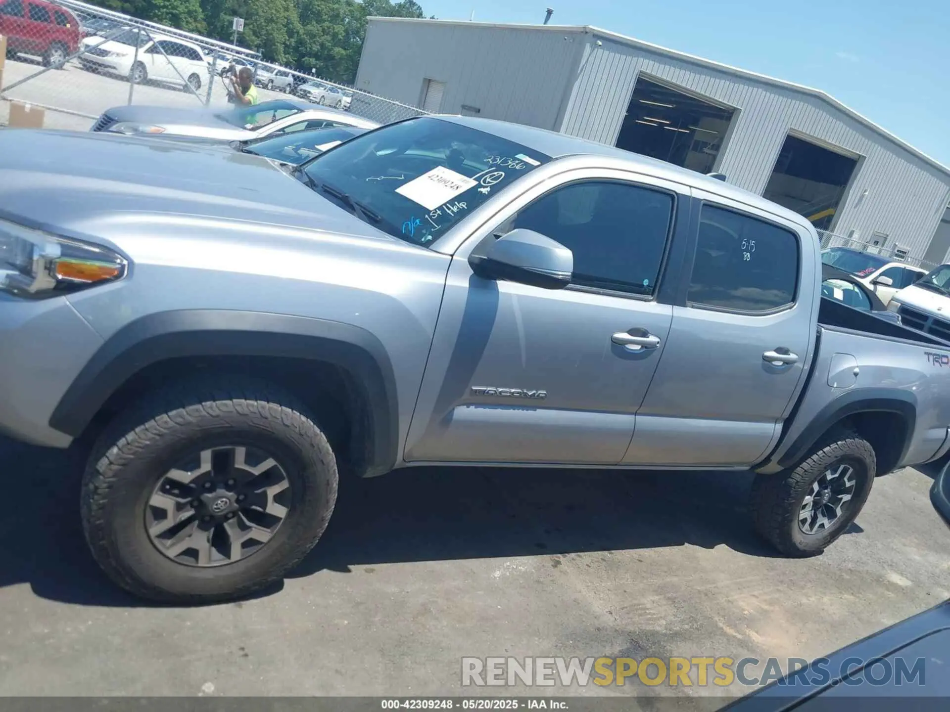 14 Photograph of a damaged car 5TFCZ5AN9LX231386 TOYOTA TACOMA 2020