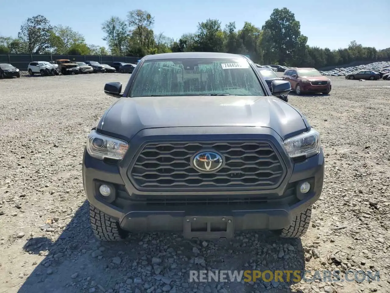 5 Photograph of a damaged car 5TFCZ5ANXLX228397 TOYOTA TACOMA 2020