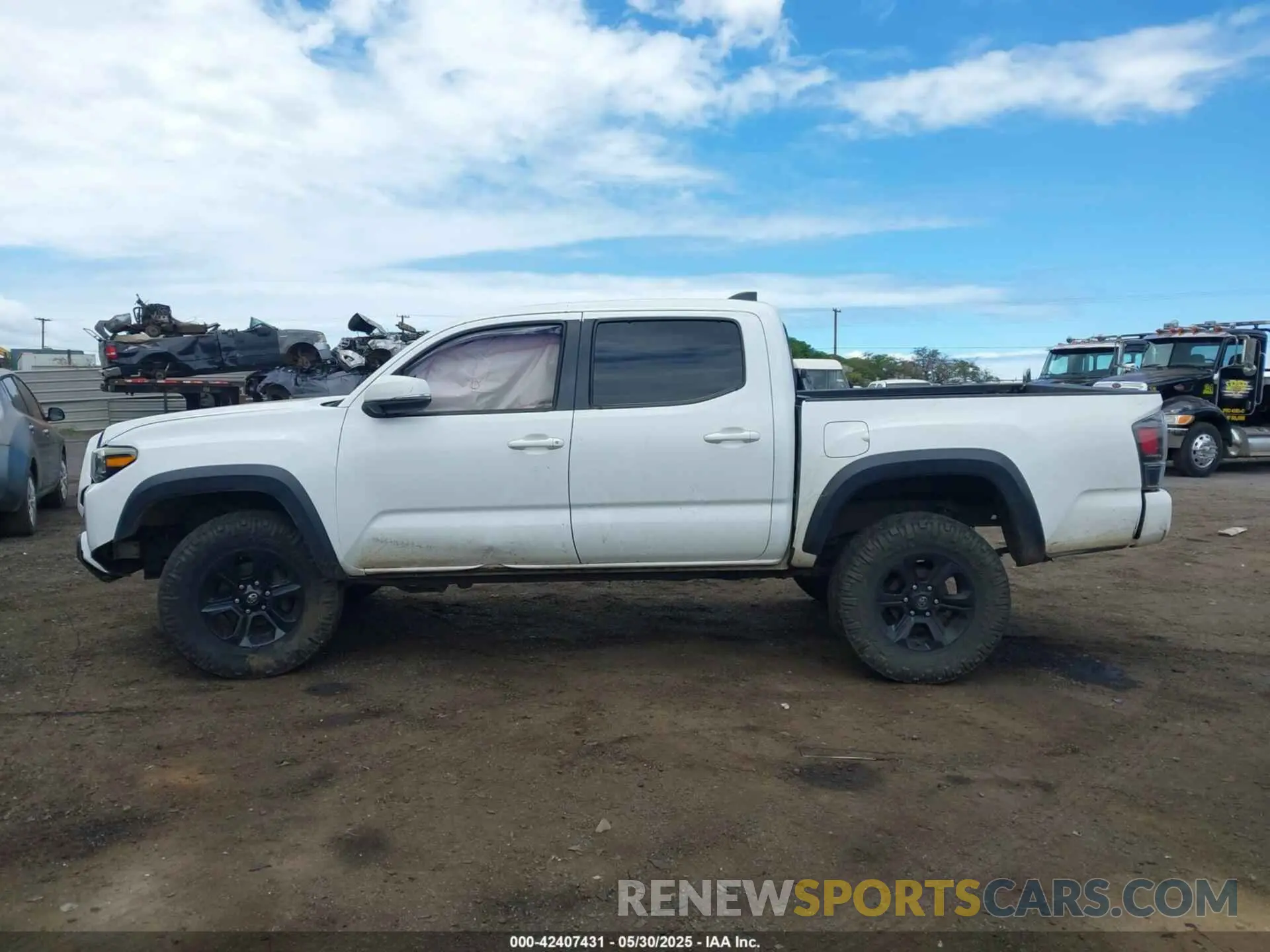 14 Photograph of a damaged car 5TFCZ5ANXLX236855 TOYOTA TACOMA 2020