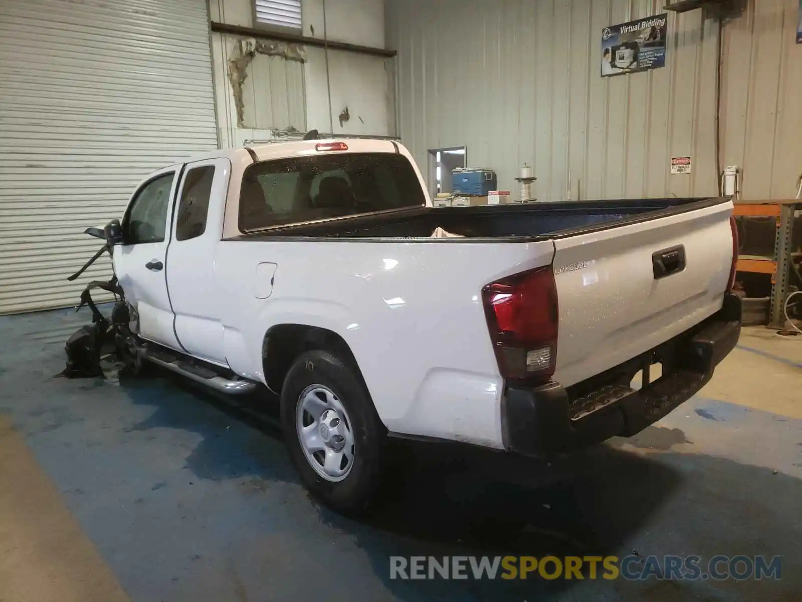 3 Photograph of a damaged car 5TFRX5GN0LX166550 TOYOTA TACOMA 2020