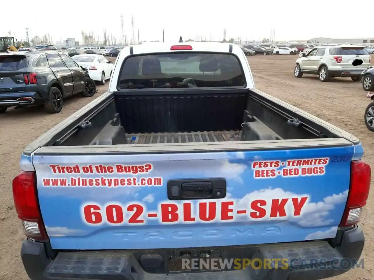 6 Photograph of a damaged car 5TFRX5GN0LX171456 TOYOTA TACOMA 2020