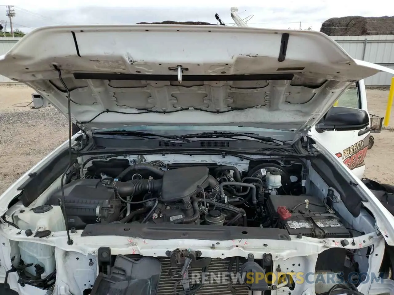 11 Photograph of a damaged car 5TFRX5GN2LX178506 TOYOTA TACOMA 2020