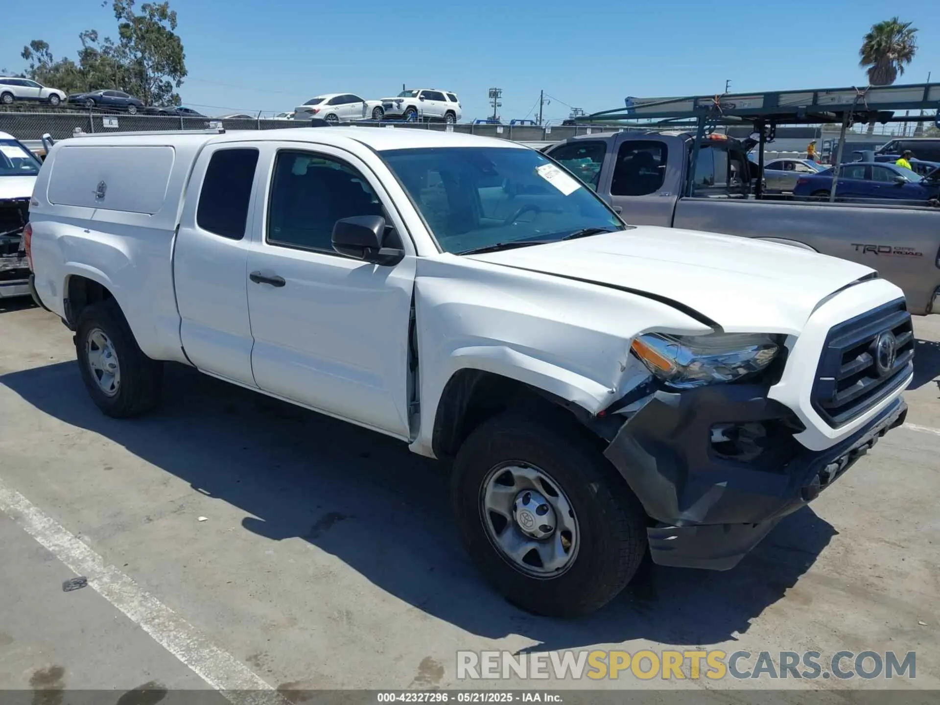 1 Photograph of a damaged car 5TFRX5GN2LX183270 TOYOTA TACOMA 2020