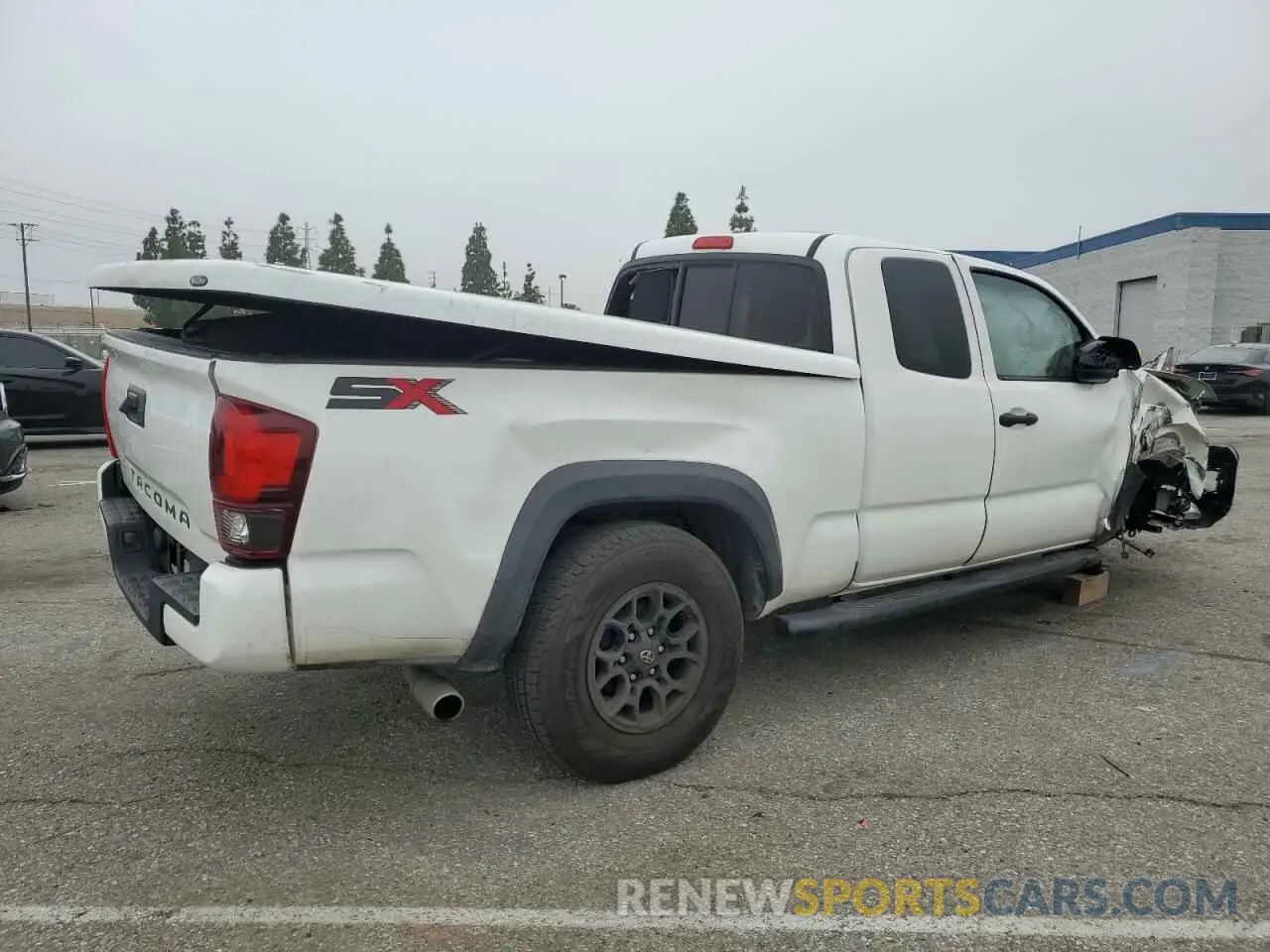 3 Photograph of a damaged car 5TFRX5GN4LX166406 TOYOTA TACOMA 2020